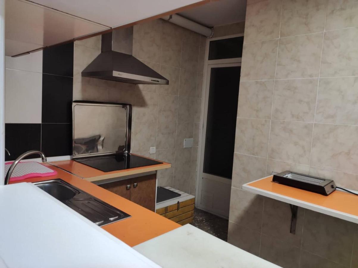 Habitación en casa particular 35-3- Комната В Квартире Для Семьи От 1 До 4 Человек В Центре Аликанте Alicante