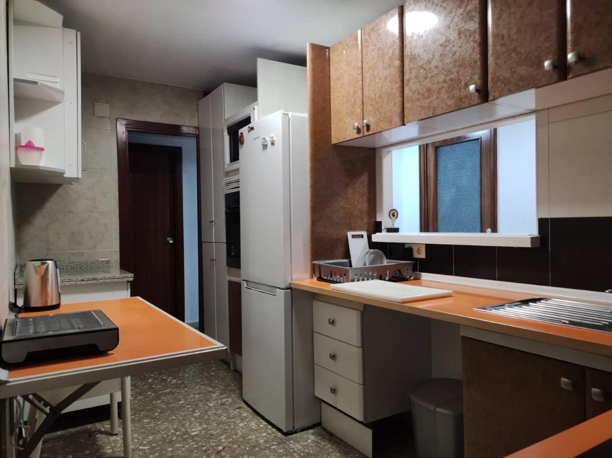 35-3- Комната В Квартире Для Семьи От 1 До 4 Человек В Центре Аликанте Habitación en casa particular