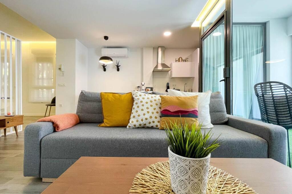 Encantador Y Coqueto Loft A 8 Min. De La Playa. *