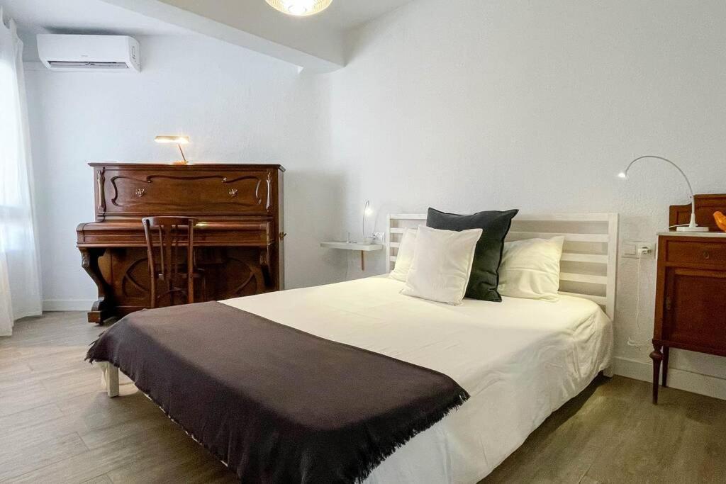 Apartamento Con Personalidad A 600 M De La Playa. Alicante