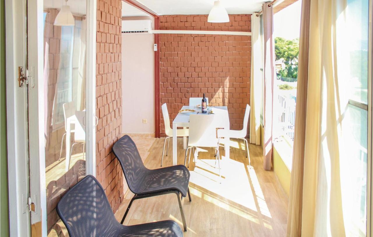 2 Bedroom Pet Friendly In Apartamento *