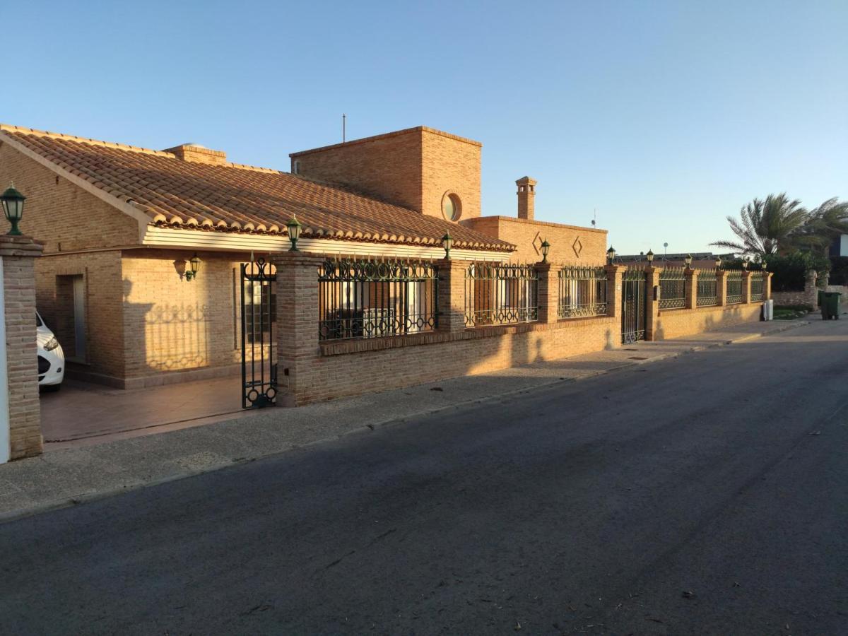 Villa Gelegen Naast De Zee Met Uniek Uitzicht Alicante