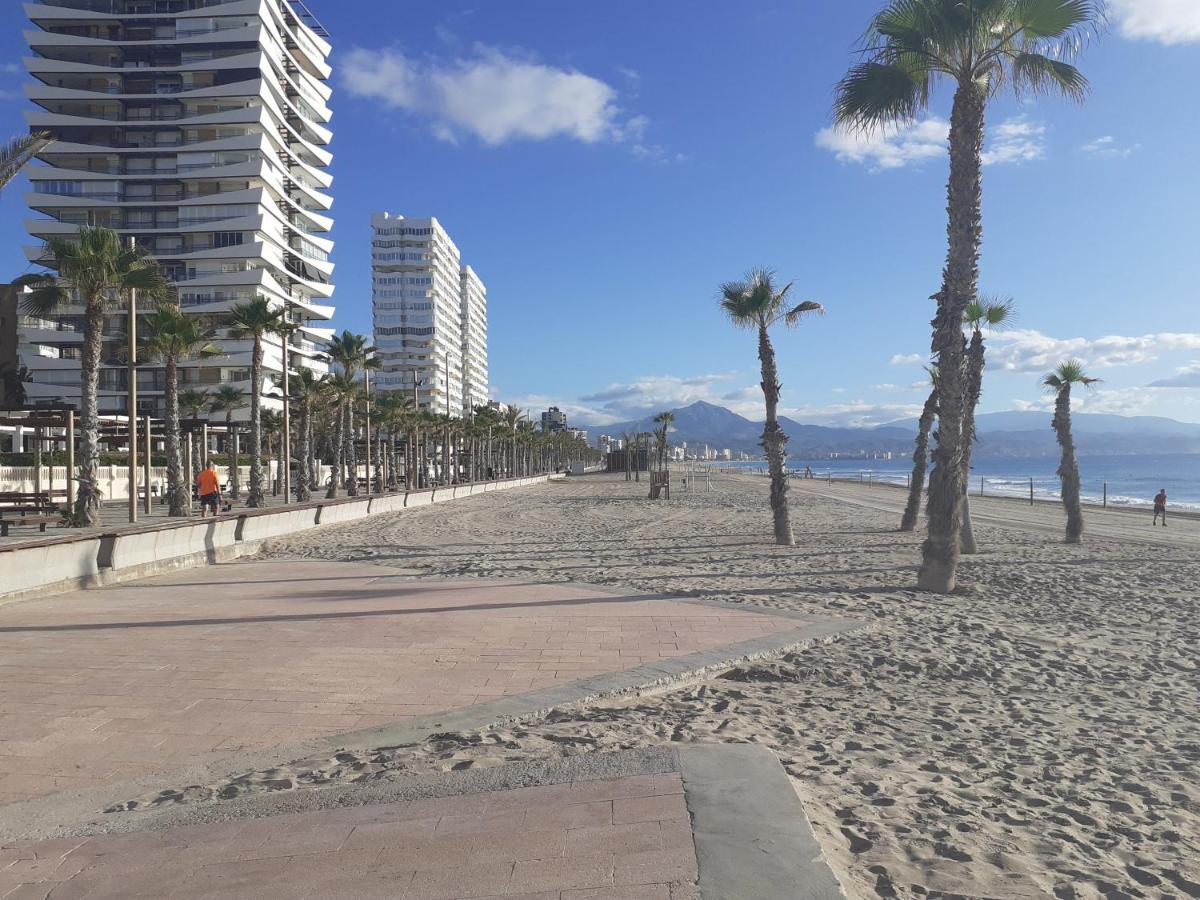 Huoneisto Precioso Apartamento En Frente De La Playa