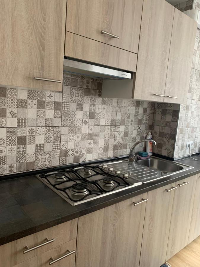 Benjamin Rodriguez Apartment *