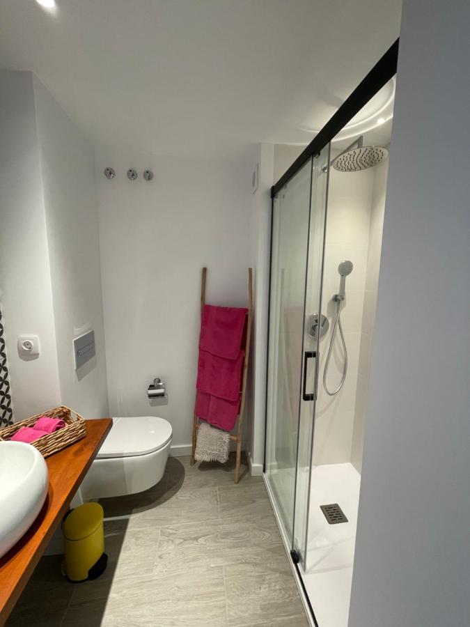 Huoneisto Beautiful Loft With Big Terrace In Old Town Alicante
