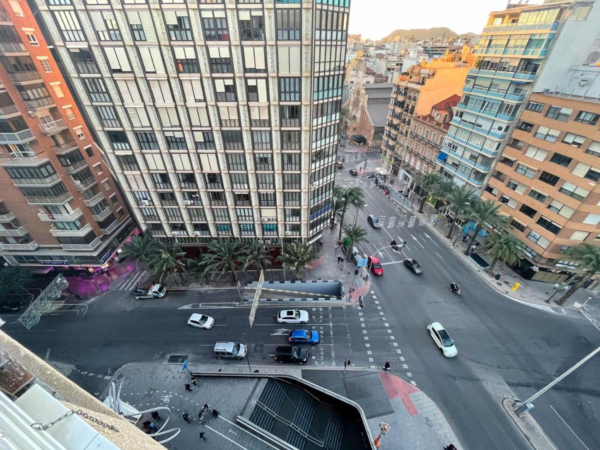 Apartment Amplio En Pleno Corazon De Alicante