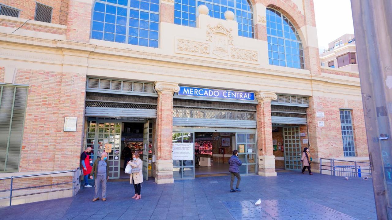 Stylish & Spacious Family Near & Vibrant Historic Market Apartment Alicante