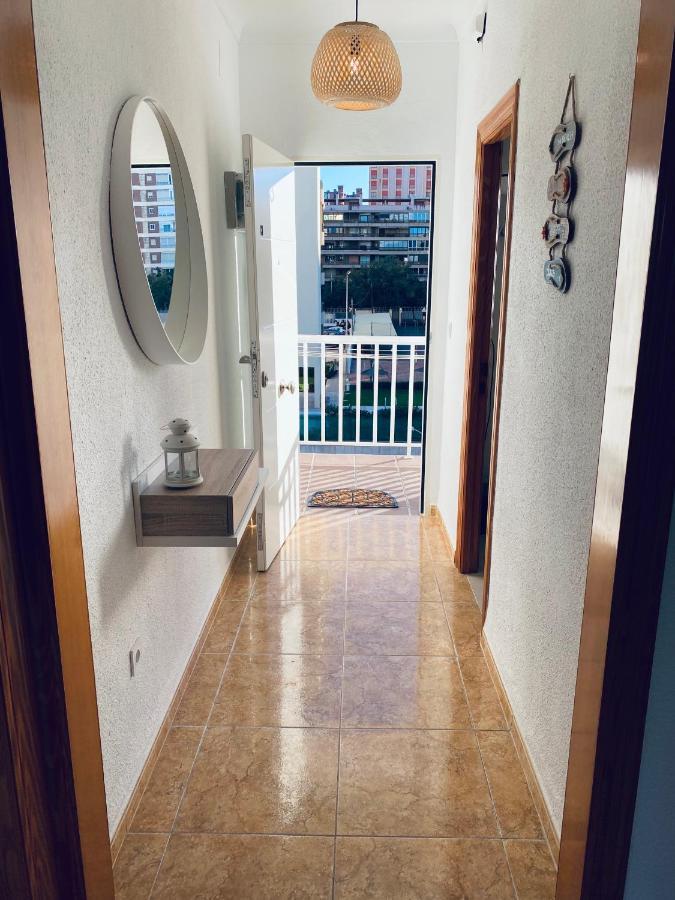 Appartement Amplio Con Vistas Al Mar, Parking Y Wifi *