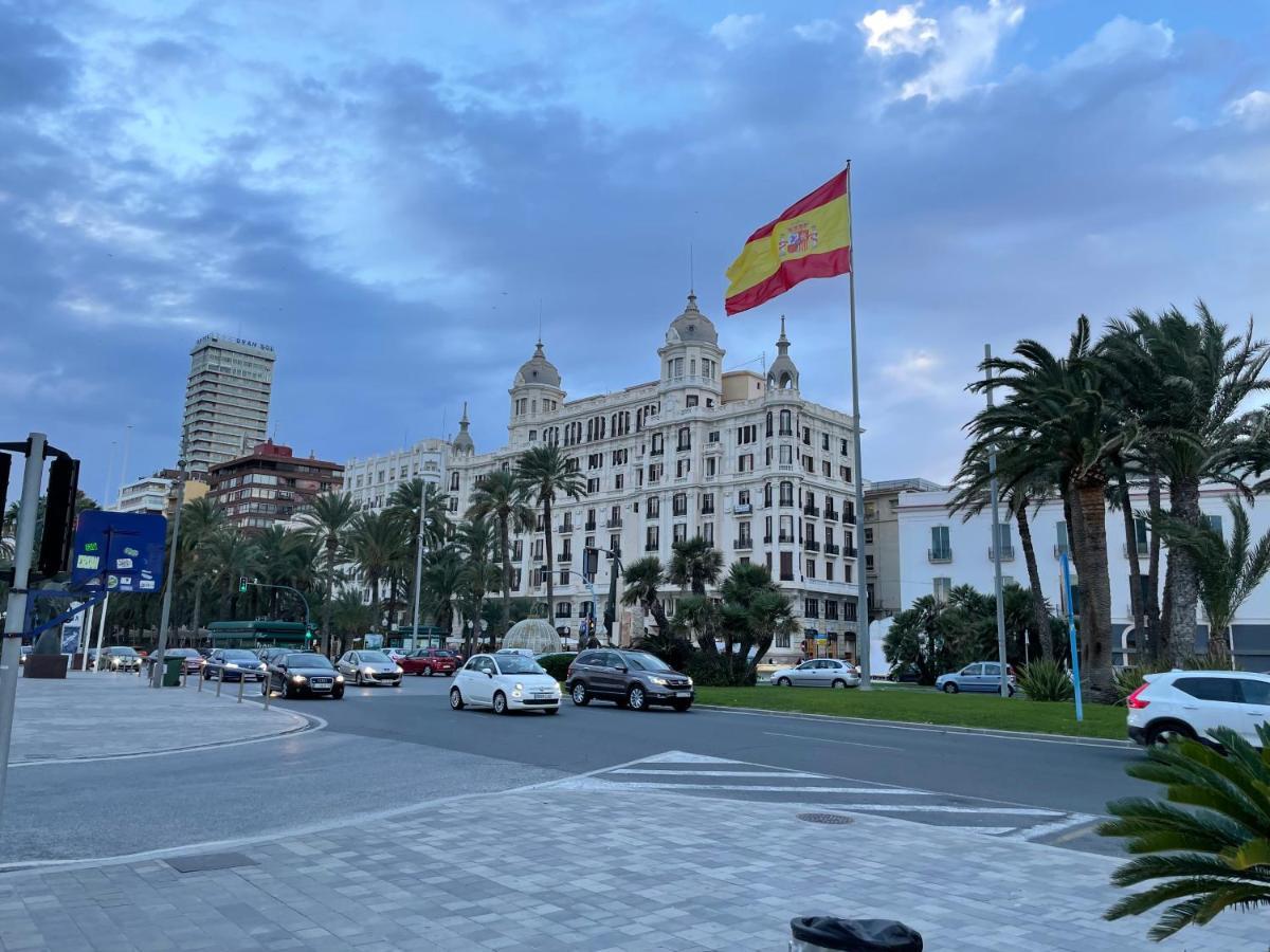 Beautiful Loft With Big Terrace In Old Town Huoneisto Alicante
