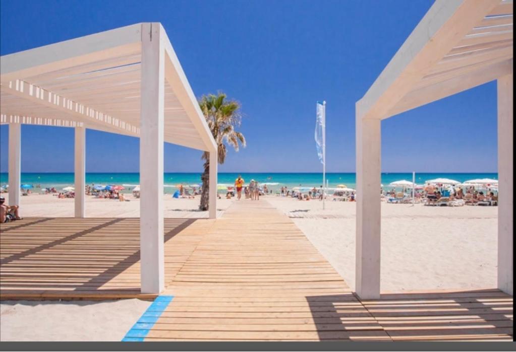 Amplio Con Vistas Al Mar, Parking Y Wifi Apartment *
