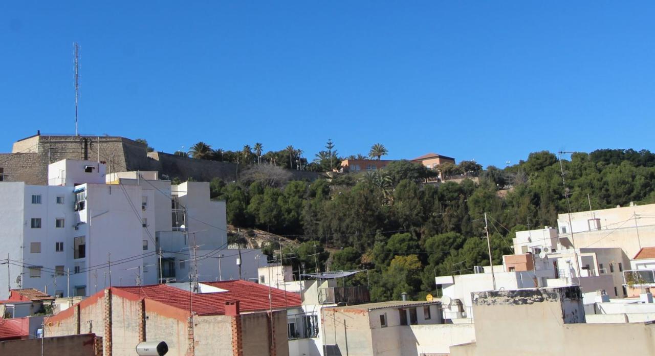 Atico Loft De Lujo Con Terraza Espectacular Y Vista A Los 2 Castillos *