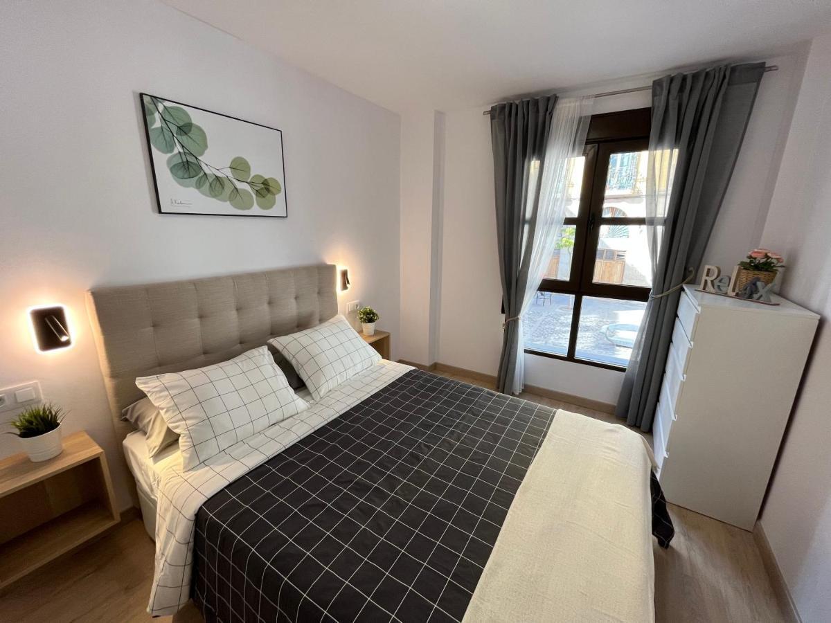 Huoneisto Alicante Beach Apartment
