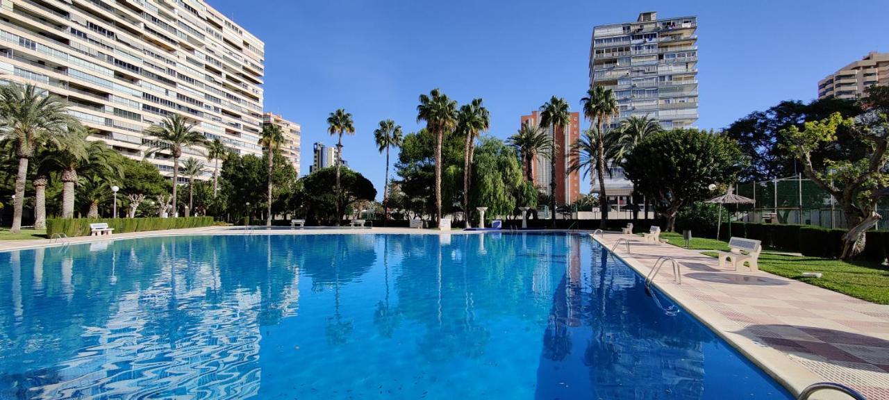 <1 Min Beach, Sea Views, Ac, Wifi, Pool, 3xtennis * Alicante