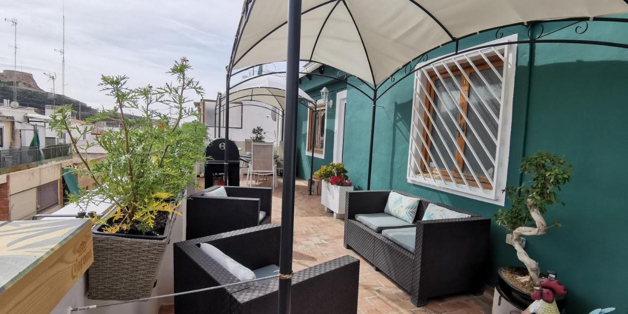 Amazing Penthouse With Views To The Castle Alicante