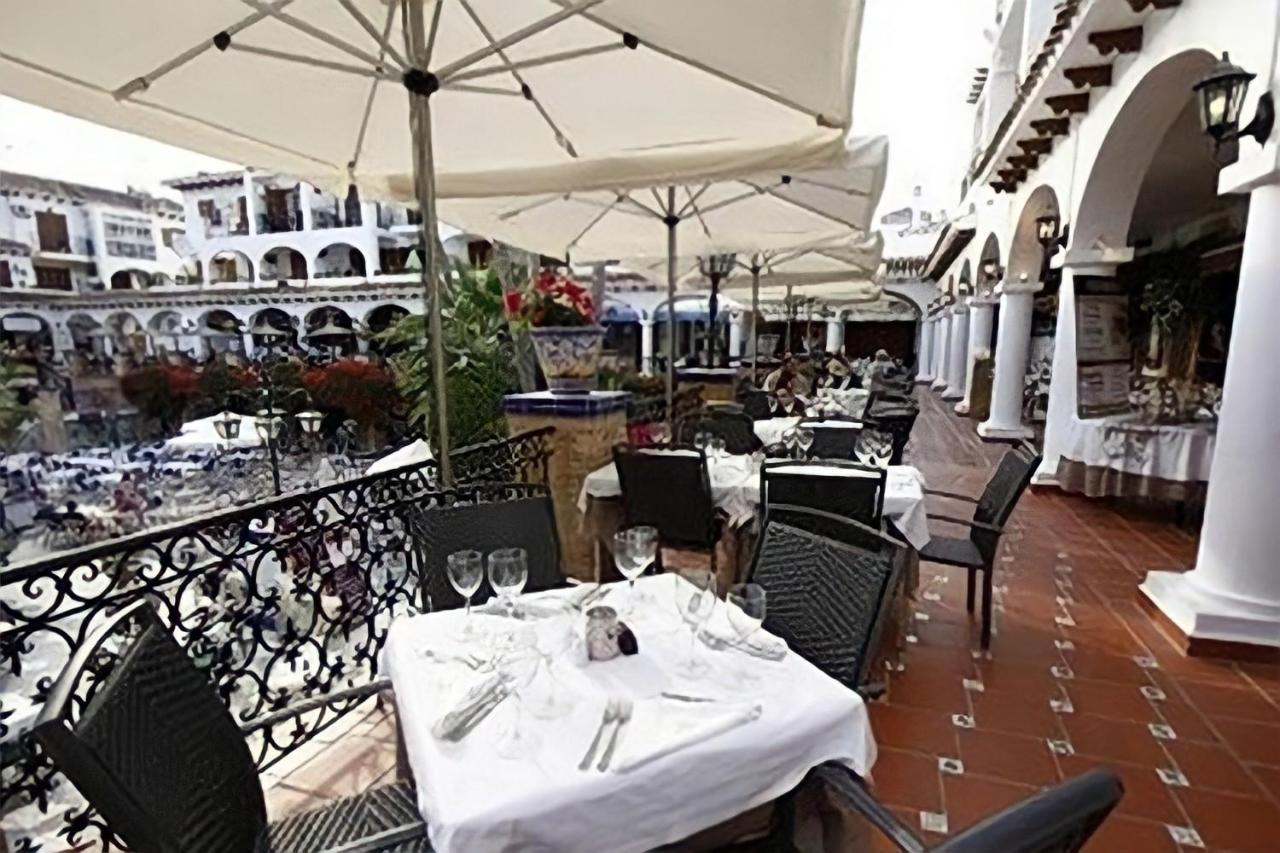 On The Plaza Appartement *