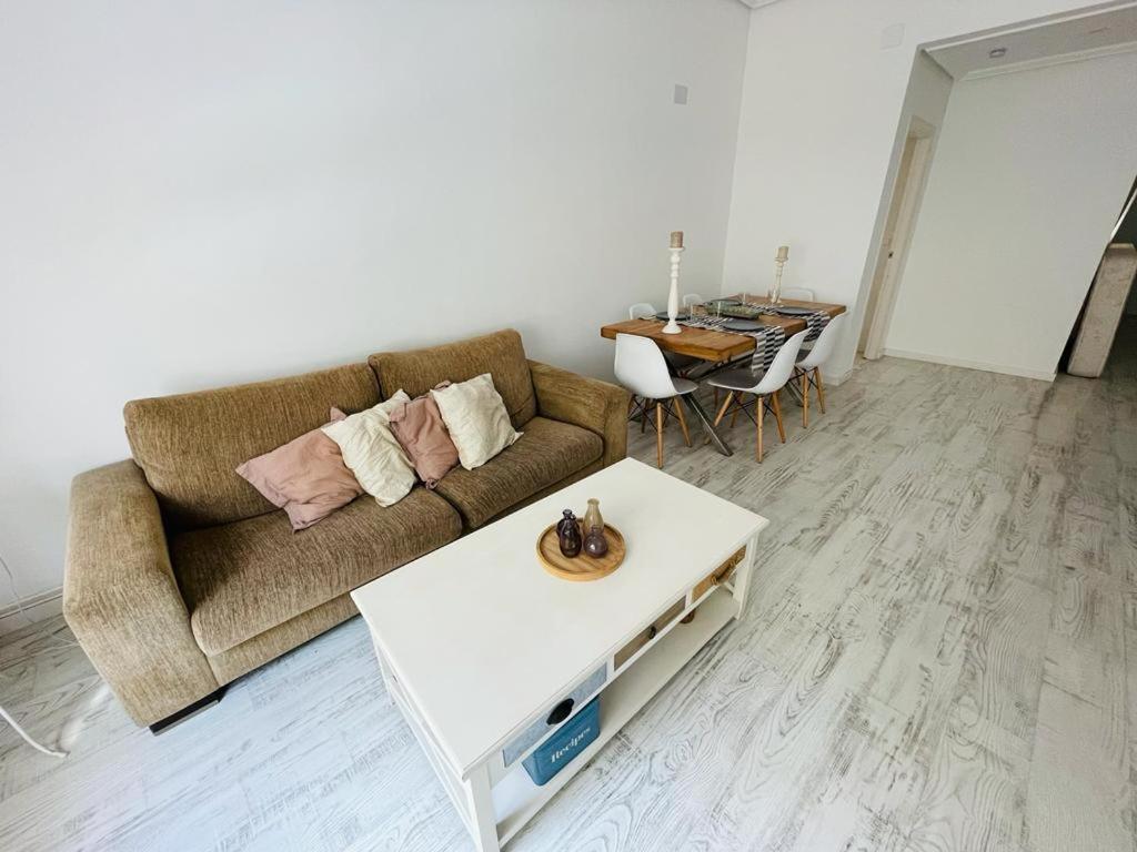 Apartment Amazon Gam