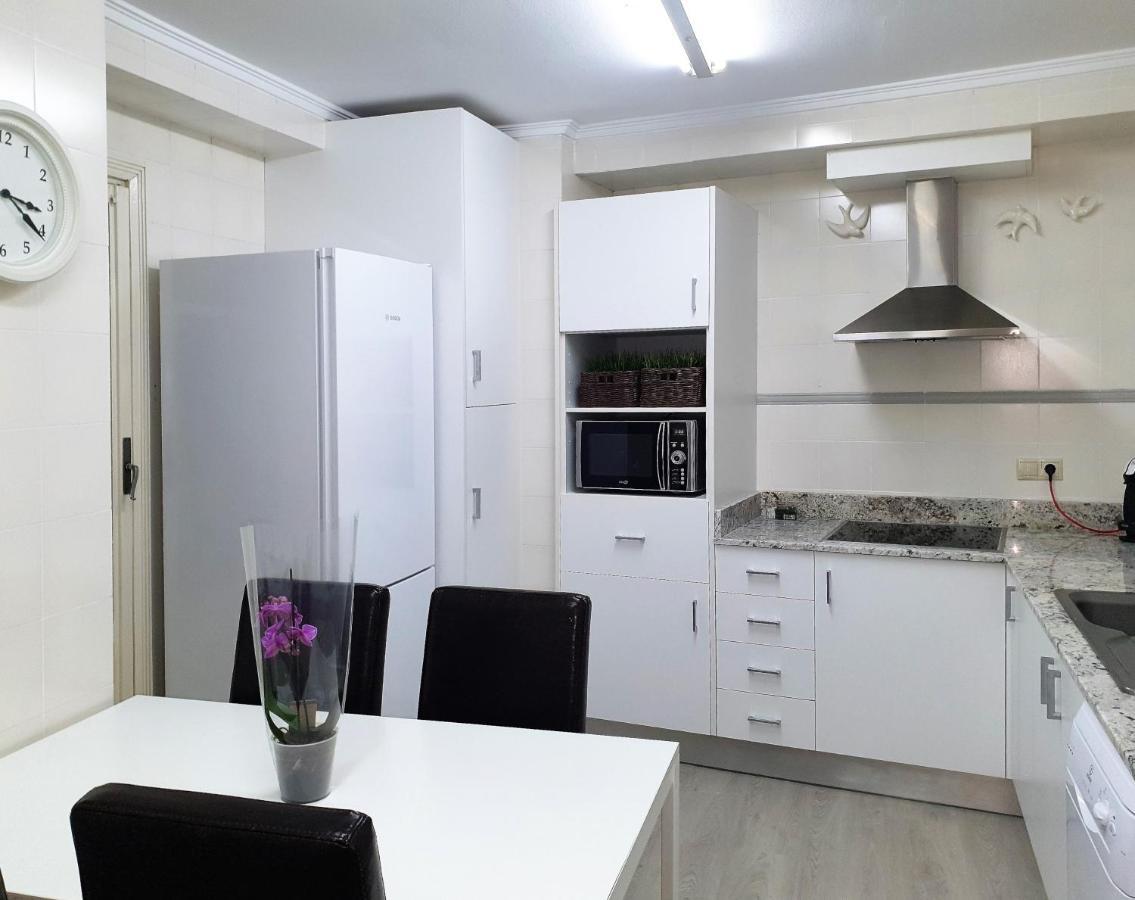 Appartement Port-beach 2 *