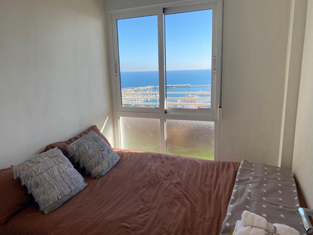 Apartment 24th Floor & Sea View *