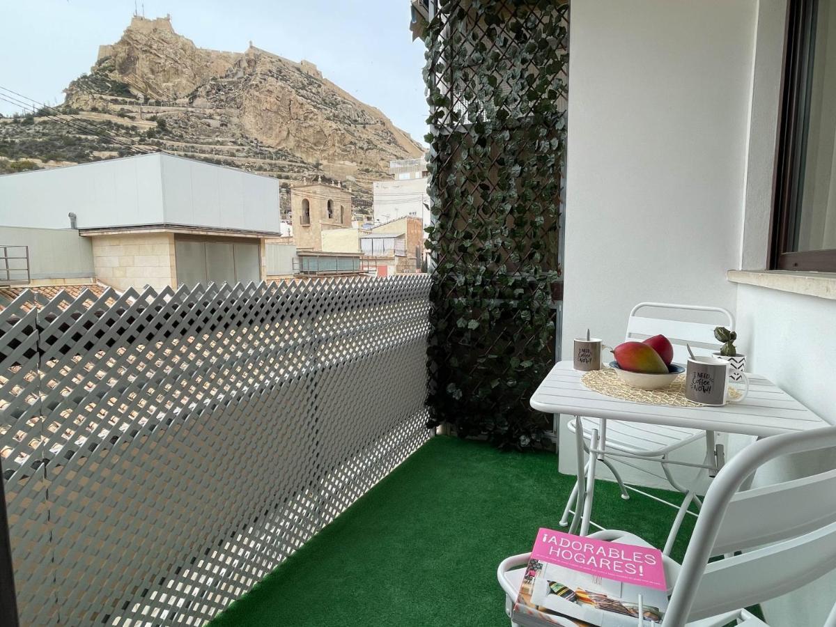 Piso En Primera Linea Con Vistas Al Castillo Apartment *
