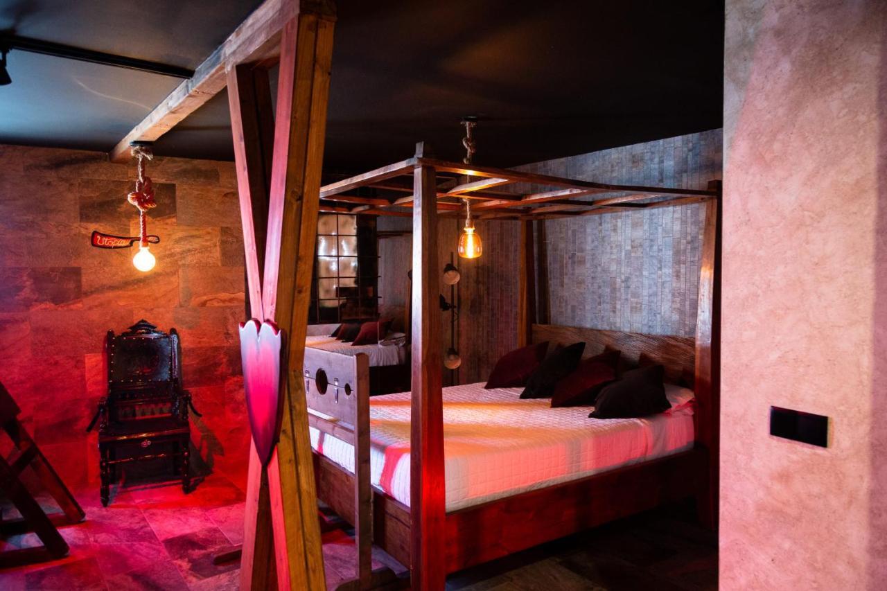 Utopia - Boutique Adultos Guest house Alicante
