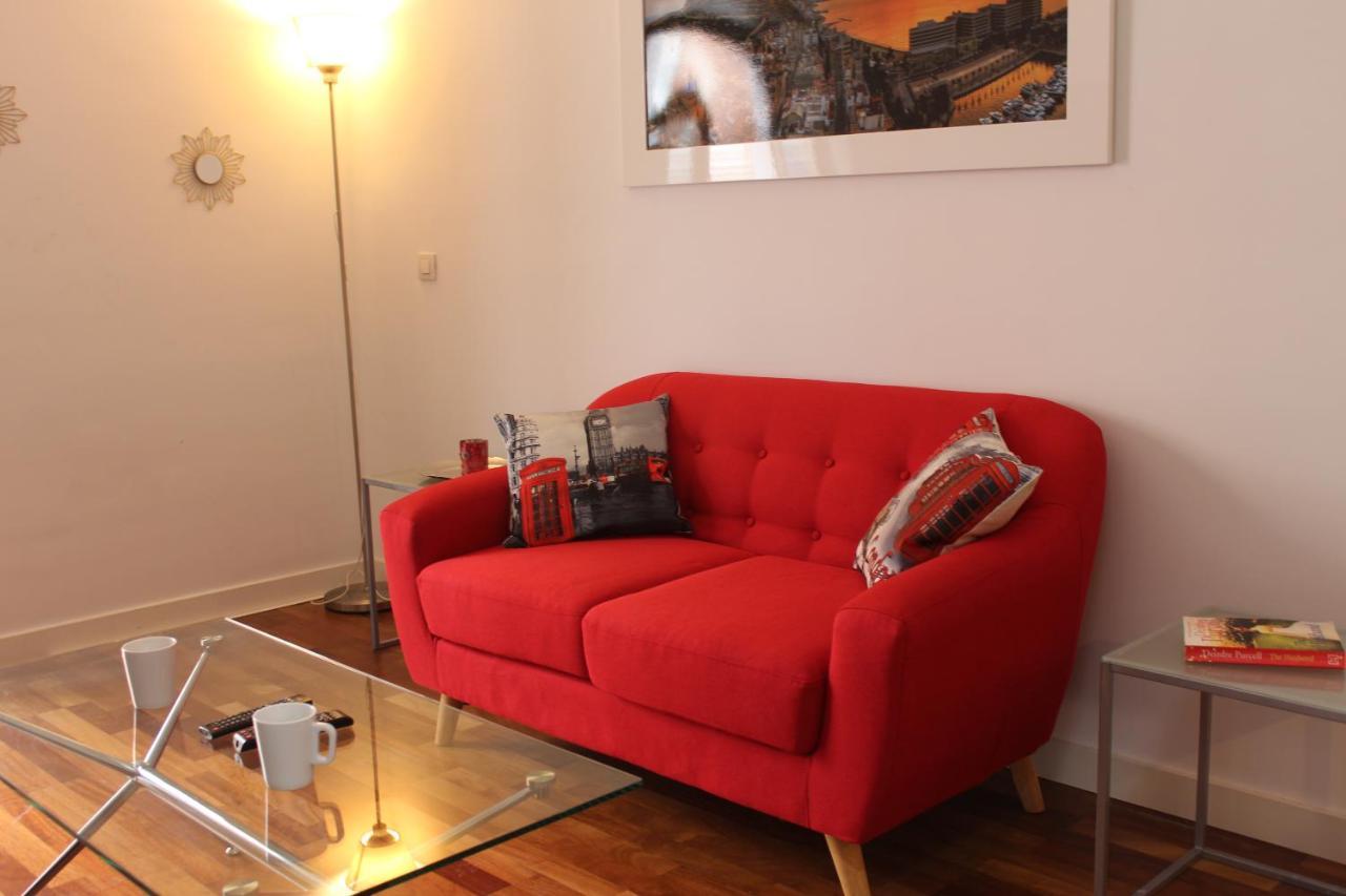 Appartement Modern - *