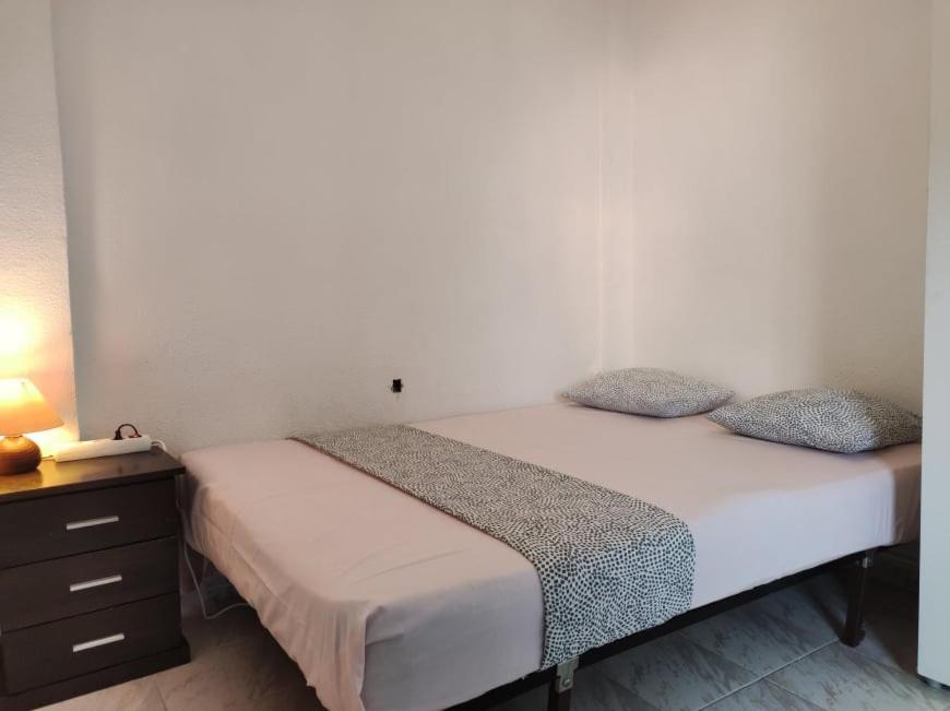 53-piso En Para 10 Personas * Alicante