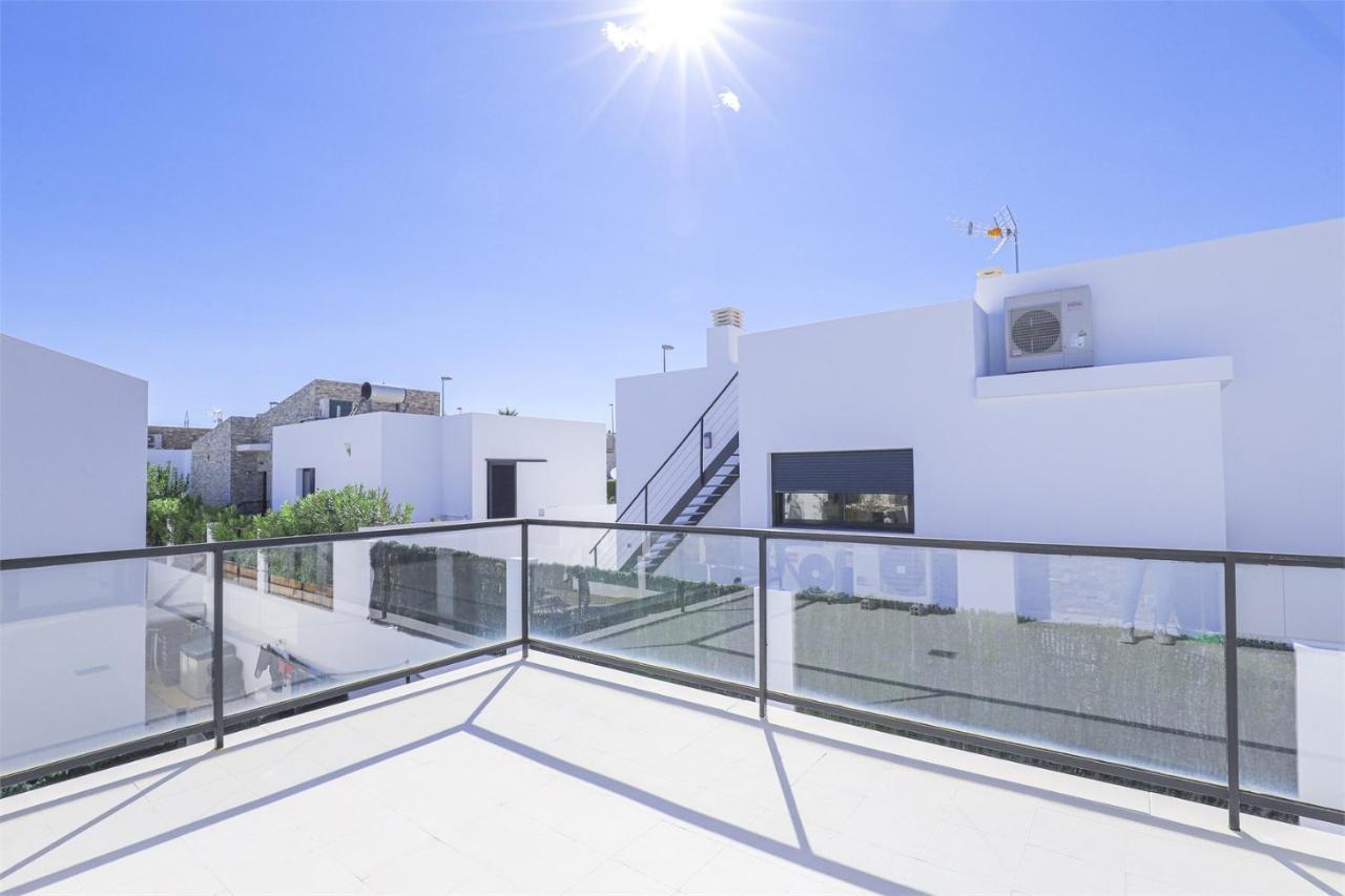 Alegria Villa