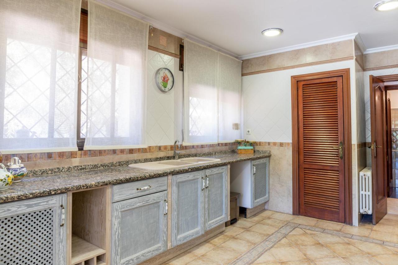 Gran Chalet Céntrico Con Piscina Y Bbq Privada A 5 Minutos Playa *