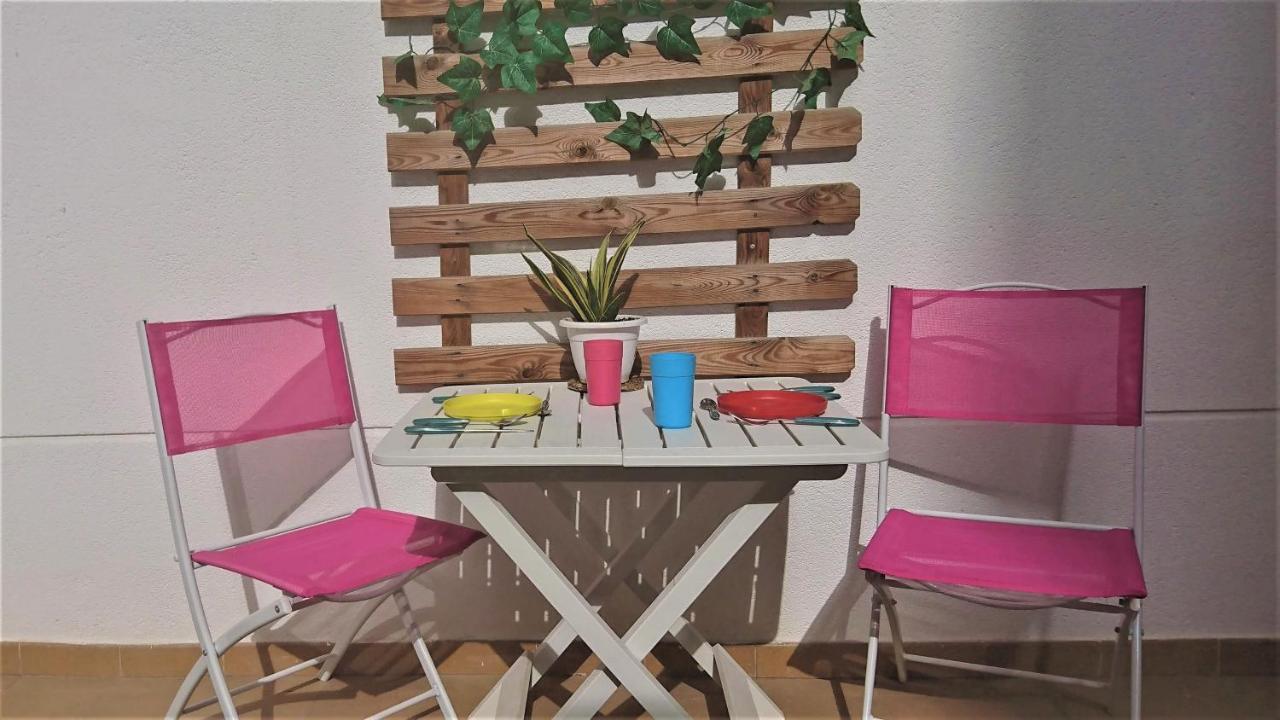 Cerca Playa-aa-patio Privado