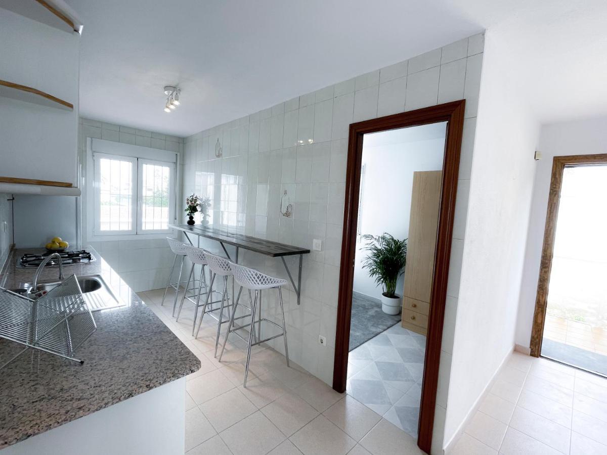 Aparthotel La Zenia House *
