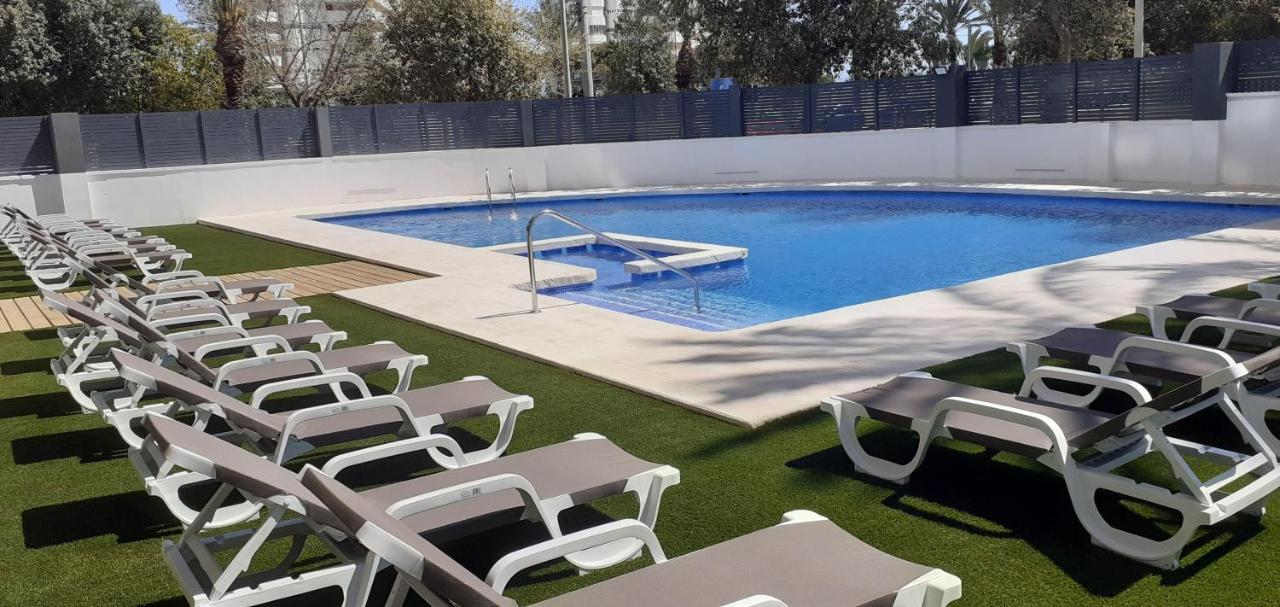 Huoneisto Precioso Apartamento En Frente De La Playa Alicante