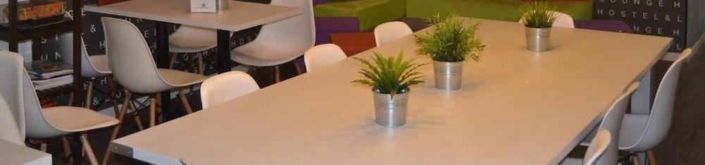 Hostal Chameleon *