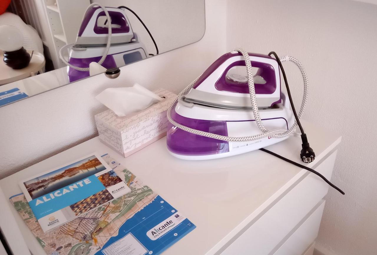 Habitacion Con Bano Privado En Piso Familiar Homestay *