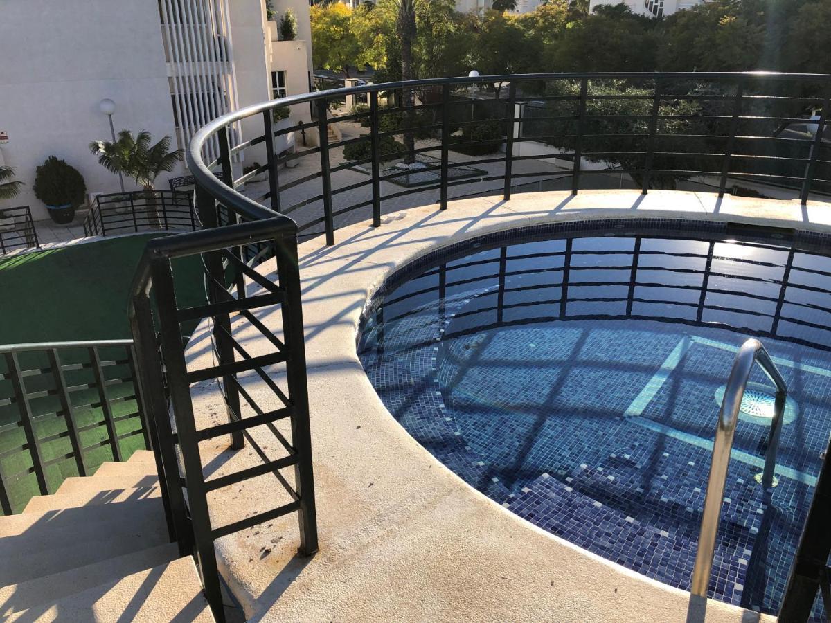 Large Relaxed Terrace, Golf Views Apartment Alicante