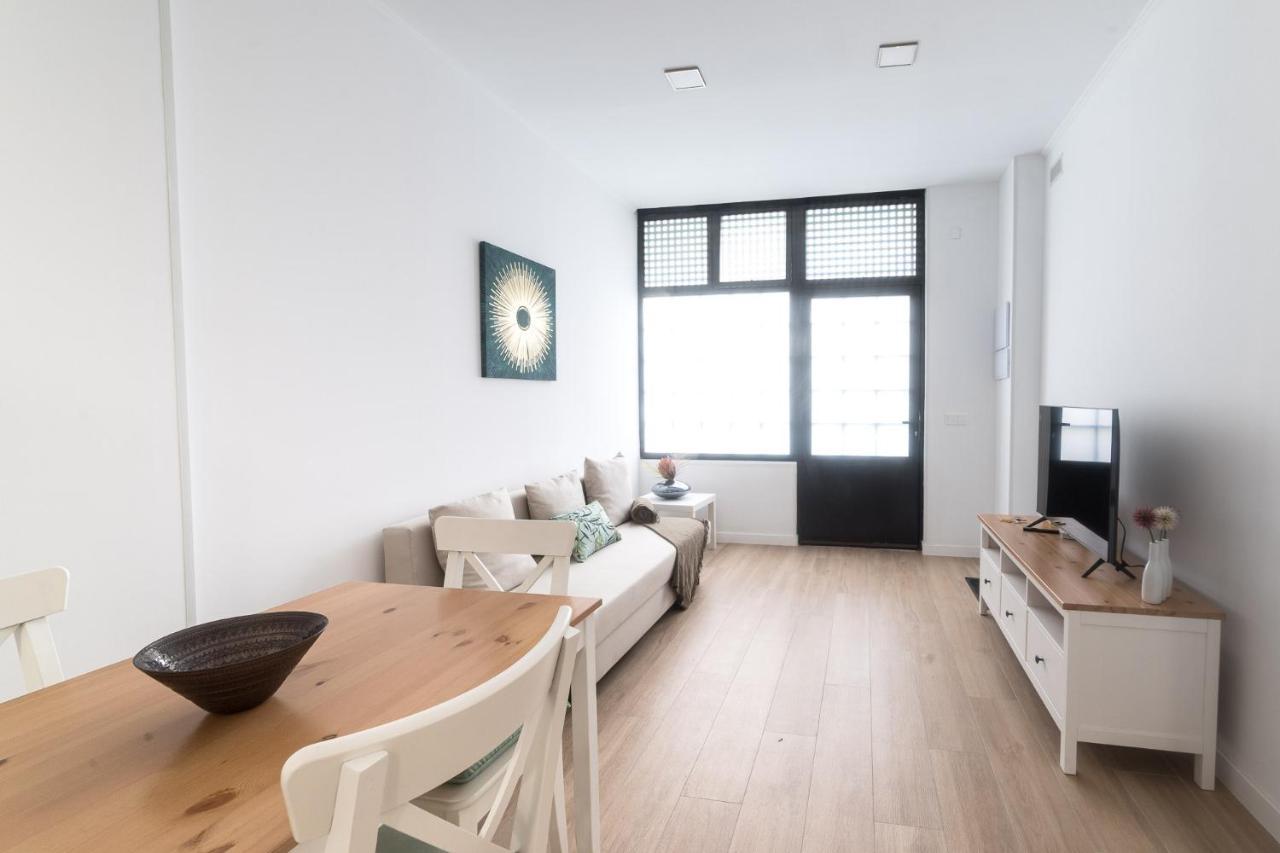 Moonkey - Apto. Albeniz, Con Acogedor Patio Alicante