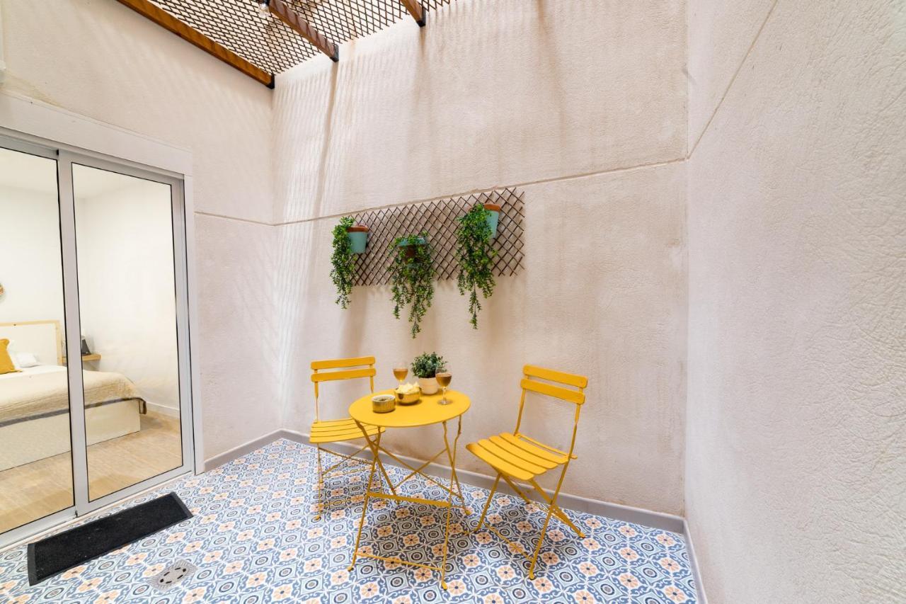 Moonkey - Apto. Albeniz, Con Acogedor Patio *