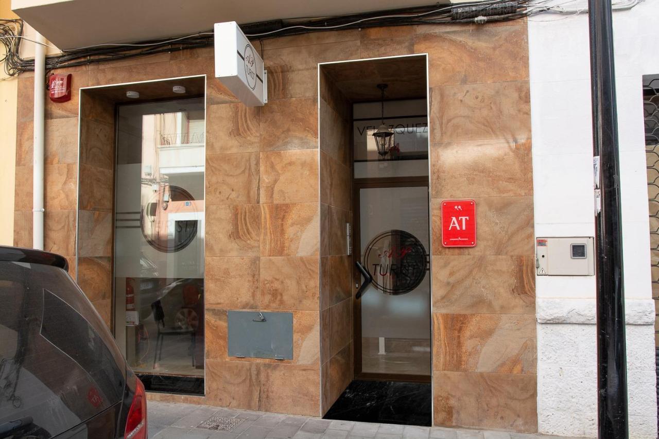 Ap Turist Velázquez * Alicante