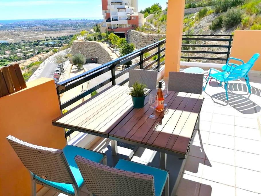 Lovely Oasis Azul - Quiet, Sea Views, Golf & Alicante