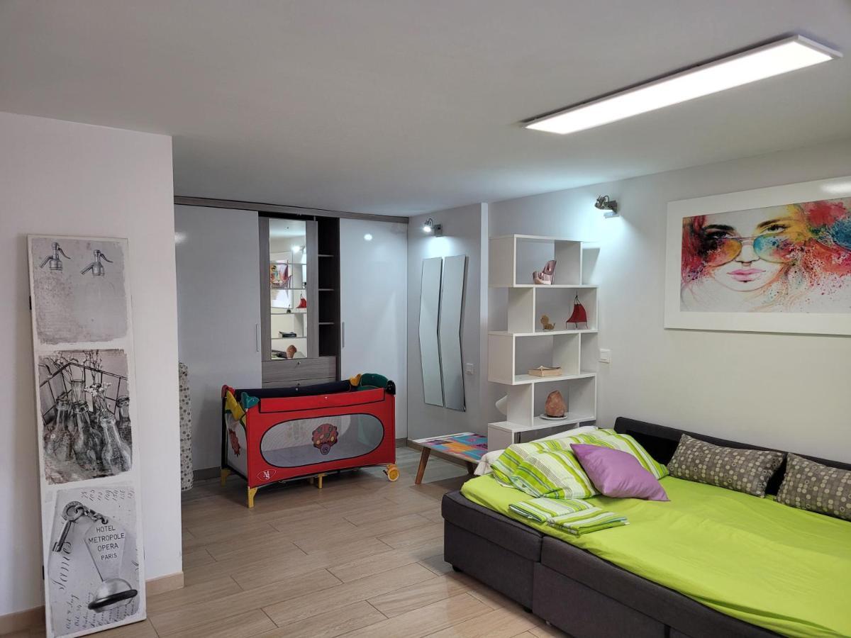 Playa De San Juan Apartment