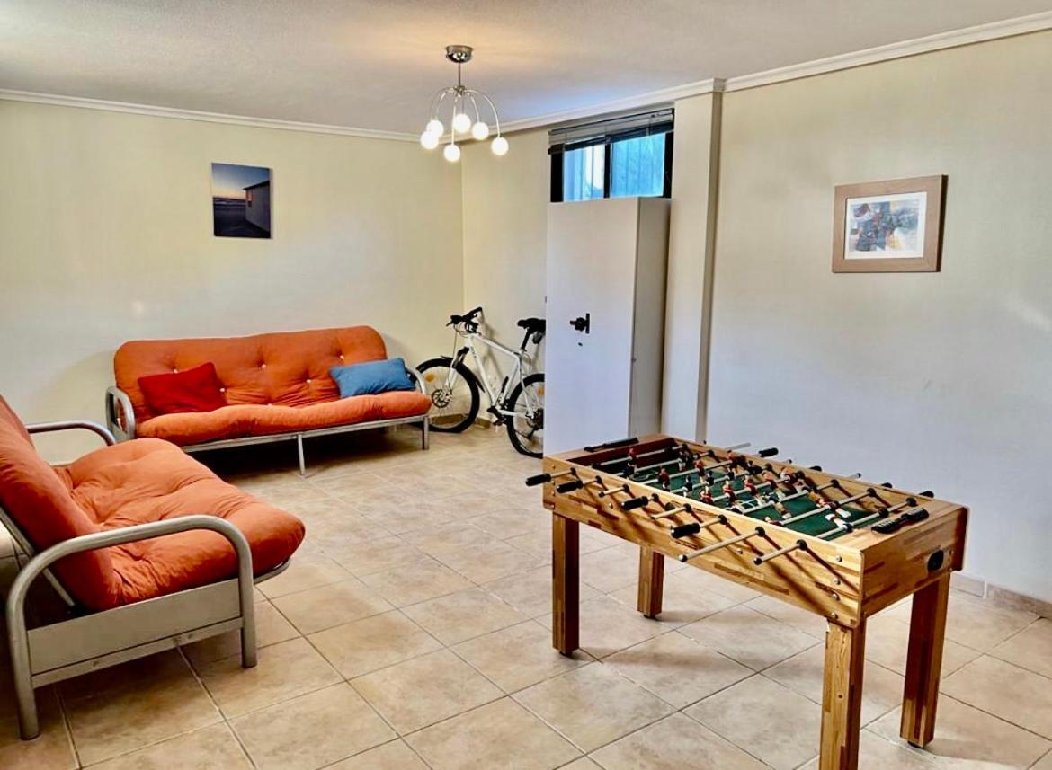 Rayo Rojo In Brias- Y -golf 6 Calle Ebro Huvilat *