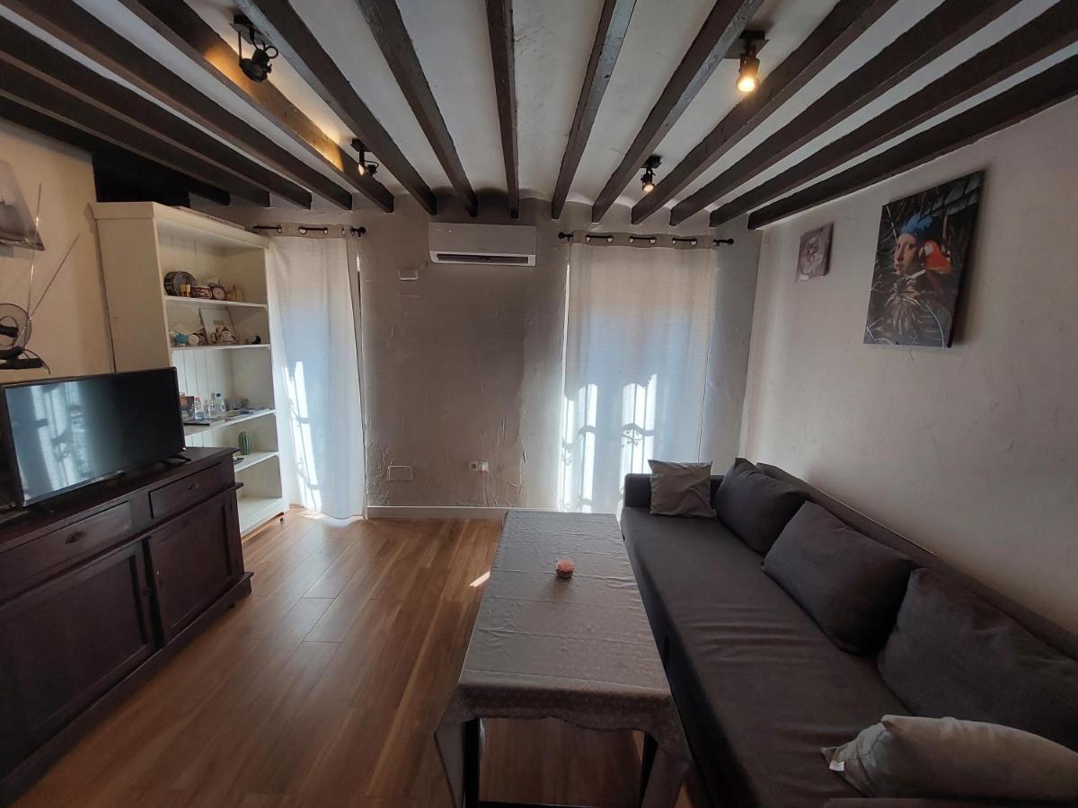 Love Story Homestay *