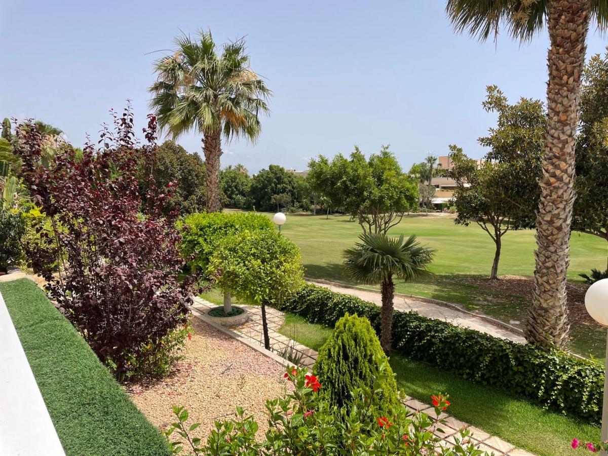Large Relaxed Terrace, Golf Views * Alicante