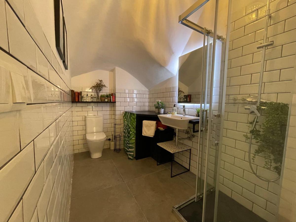 Huoneisto Amazing Loft By The