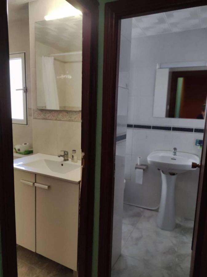 27-3- Комната С Балконом В Квартире Аликанте Для 5 Человек Accommodatie bij particulieren *