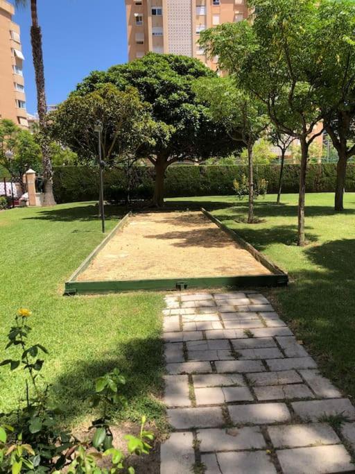 Precioso En Urbanizacion Junto Al Mar. Apartment Alicante