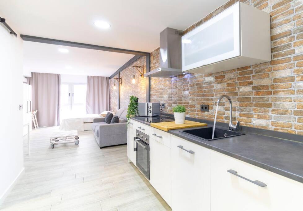 Acogedor Loft Bazan - Centro Apartment *