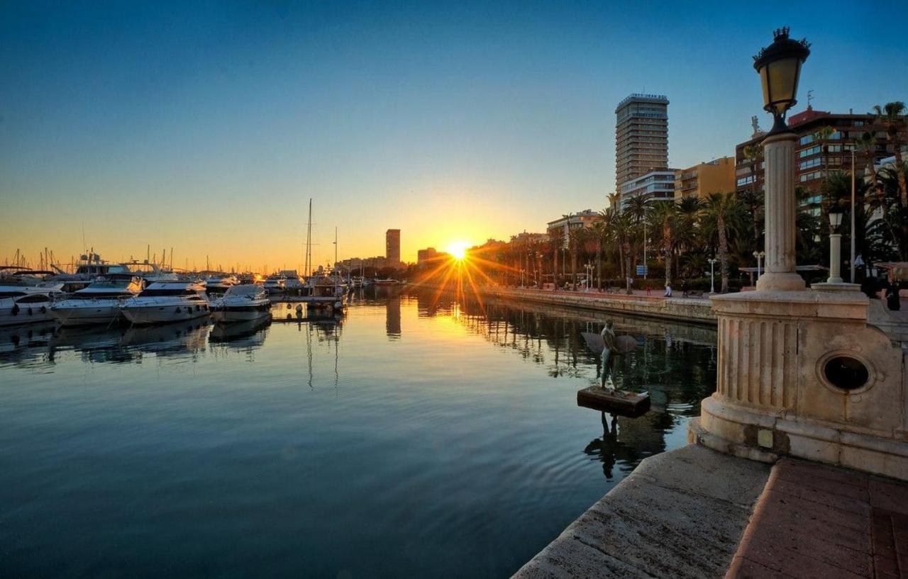 Ap Turist Velázquez Alicante