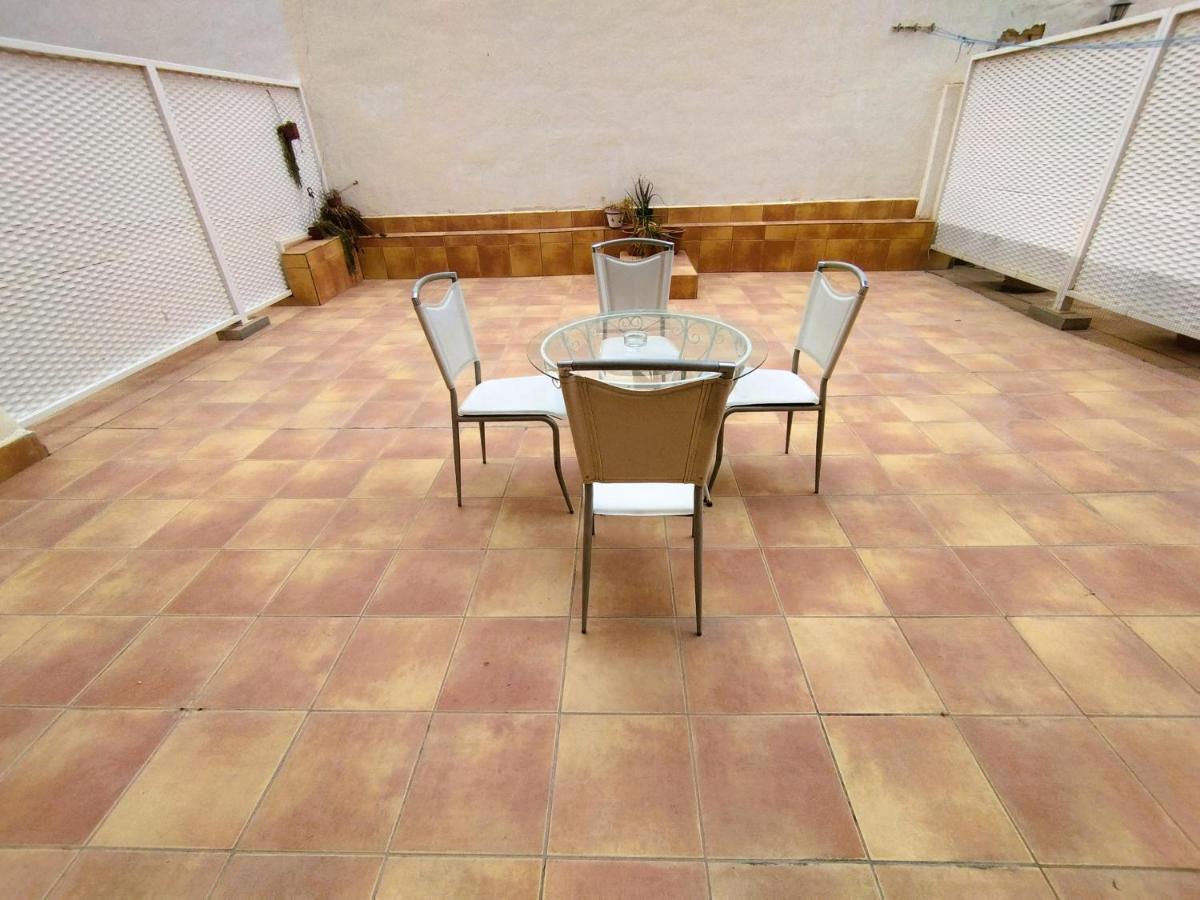Sunny Flat With Huge Terrace! Close Downtown! Apartment *