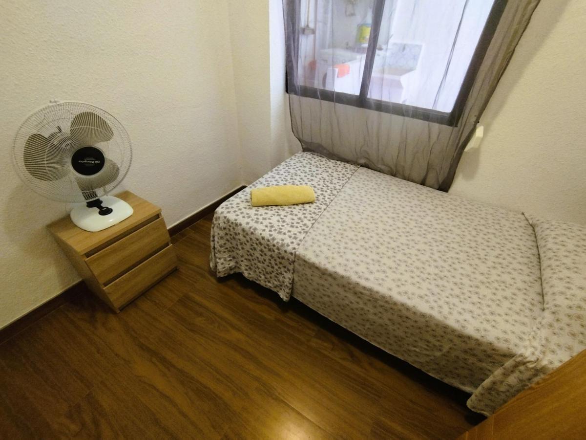 Apartment Sunny Flat With Huge Terrace! Close Downtown! *