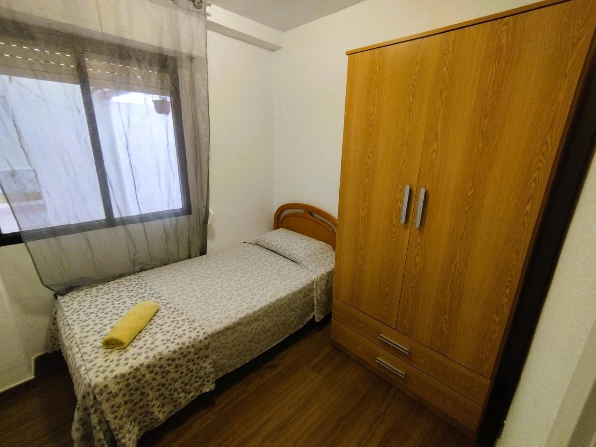 Apartment Sunny Flat With Huge Terrace! Close Downtown!